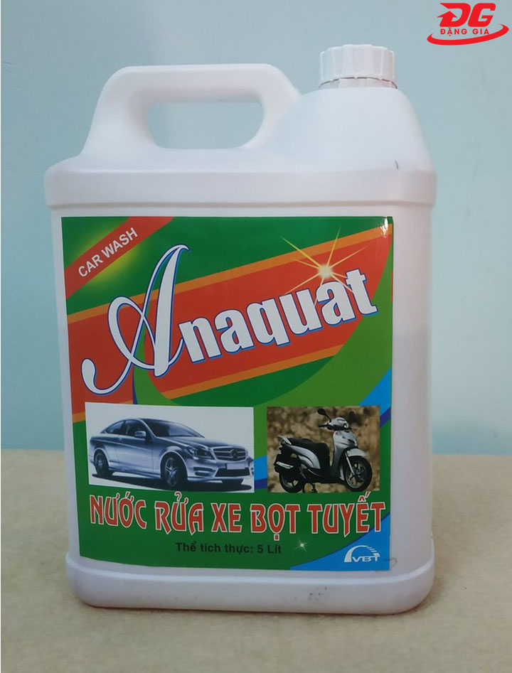 Nước rửa xe Anaquat cho hiệu quả làm sạch vết bẩn vượt trội