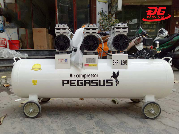 Máy bơm hơi không dầu Pegasus TM-OF750x3-120L