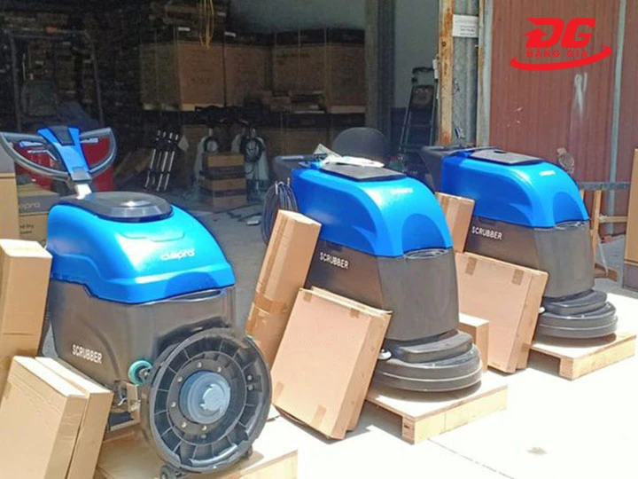 máy chà sàn Clepro