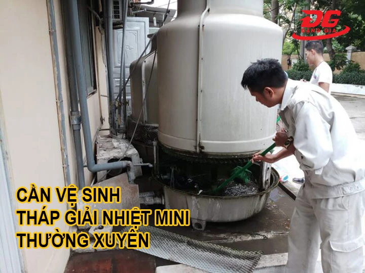 vệ sinh tháp giải nhiệt thường xuyên