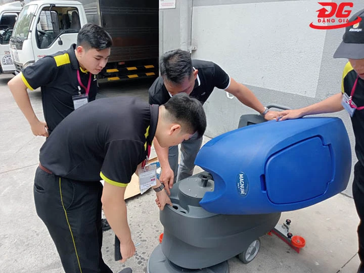 Lựa chọn đơn vị cho thuê máy chà sàn uy tín