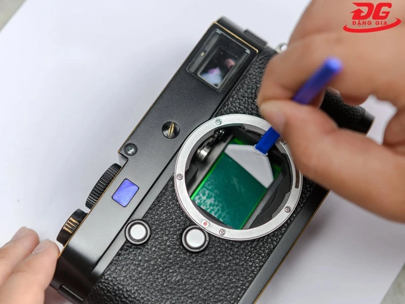 Hướng dẫn vệ sinh cảm biến máy ảnh