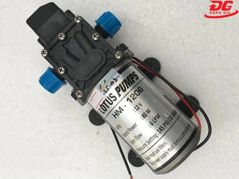 Máy bơm tăng áp công suất nhỏ HM-1206