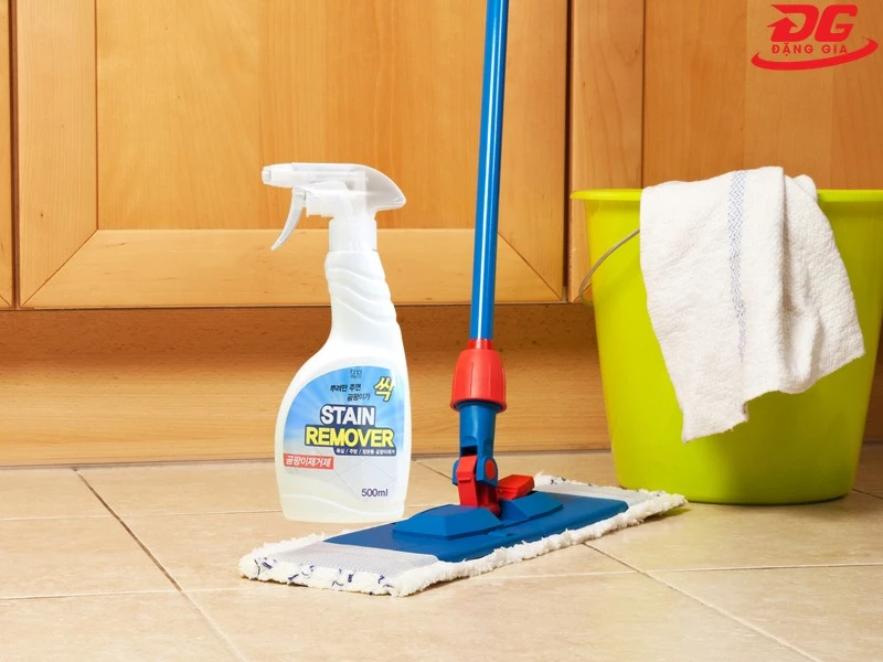 Nước lau sàn nhà khử nấm, mốc Stain Remover