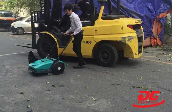 cách chọn mua xe quét rác