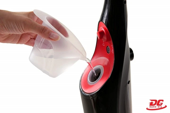 Cách sử dụng cây lau nhà hơi nước của đức