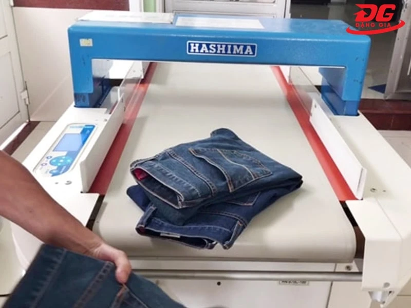 Máy dò tìm kim loại trong lĩnh vực công nghiệp