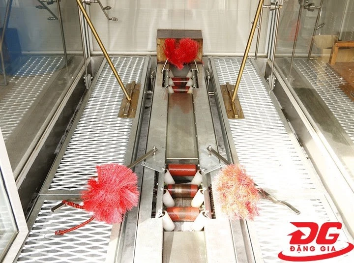 máy rửa xe thông minh