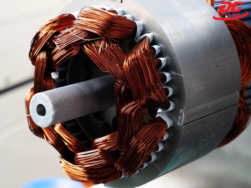 Động cơ cảm ứng từ giúp máy vận hành trơn tru