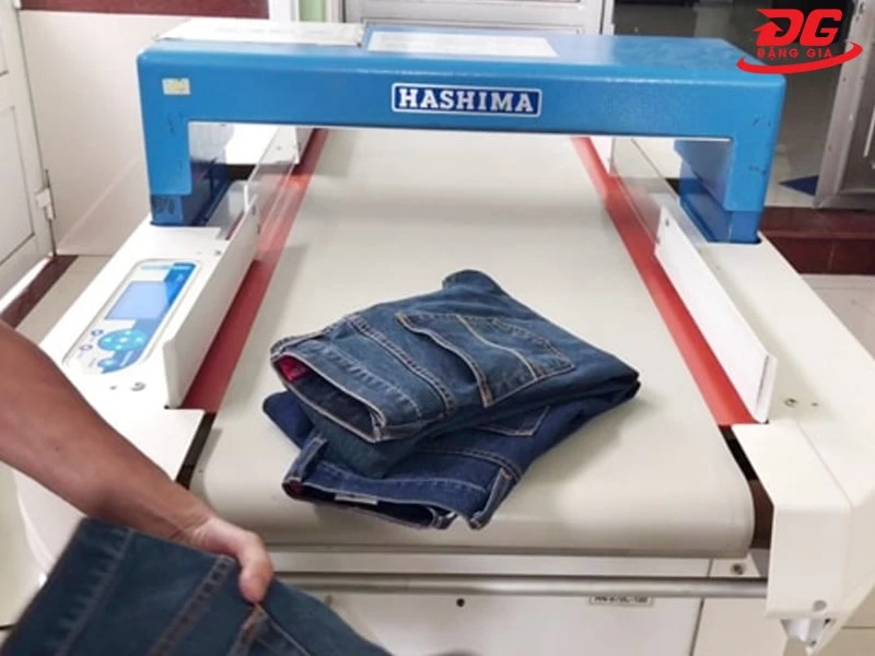 hướng dẫn sử dụng máy dò kim trong ngành may