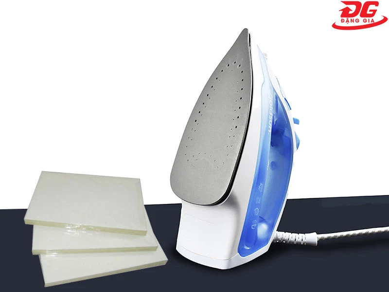 Ép plastic bằng bàn là phù hợp với những người không thường xuyên ép plastic