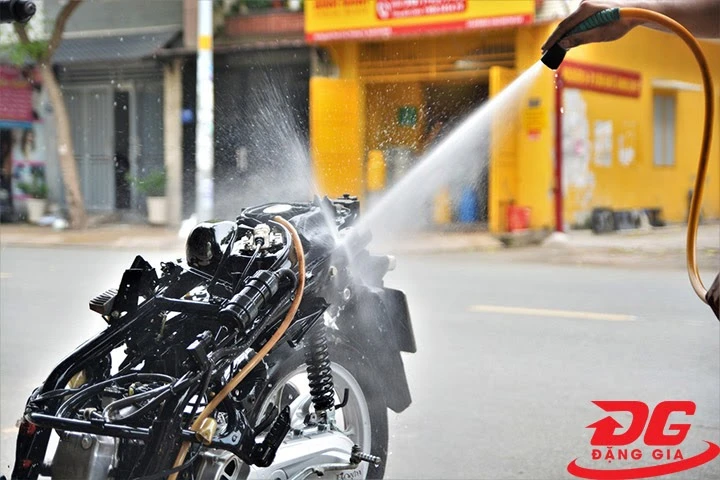 Khả năng xịt rửa của máy rửa xe Kawasaki Nhật