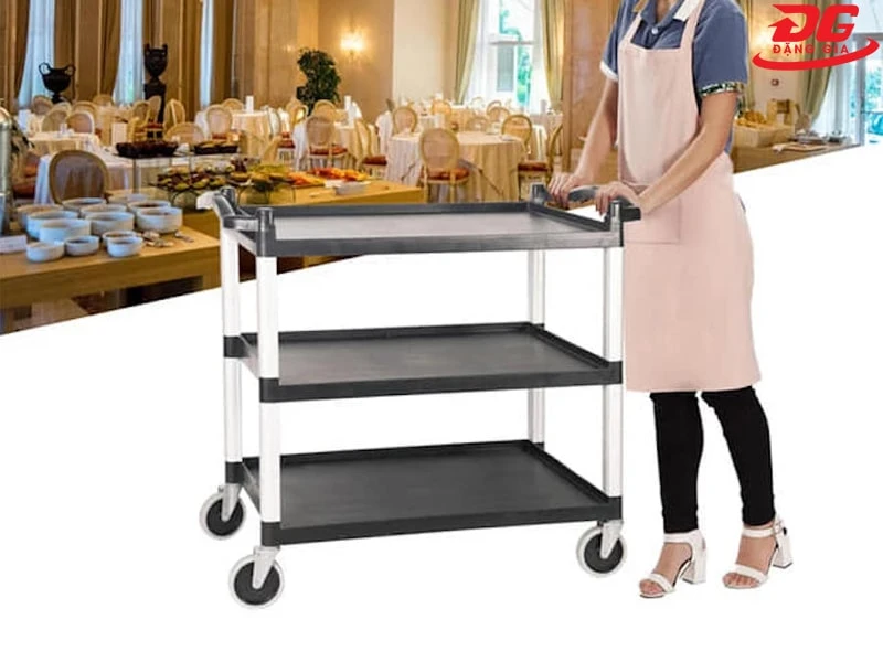 Xe đẩy 3 tầng có thể dùng trong nhà hàng, khách sạn, bếp
