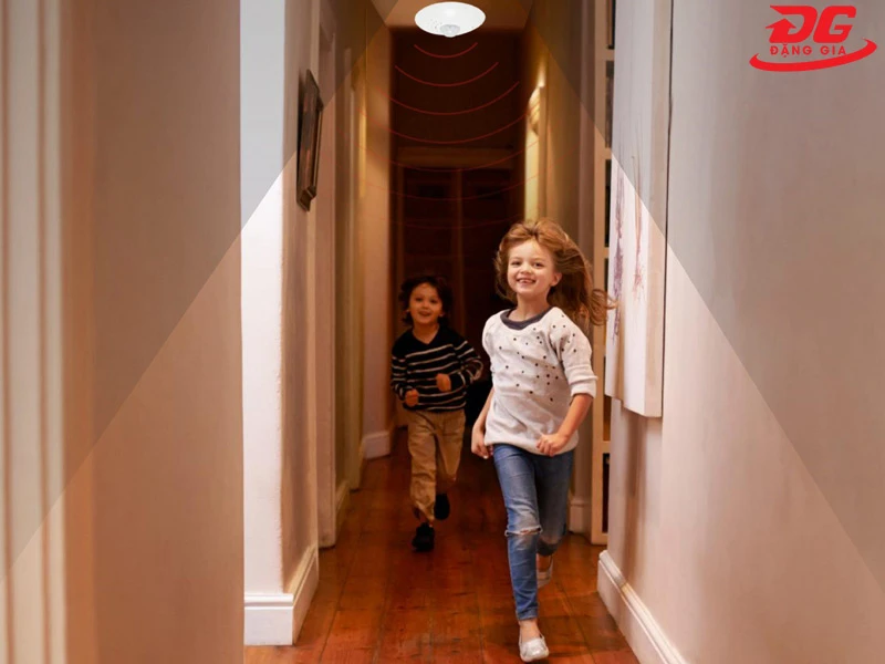 Đèn chiếu sáng thông minh