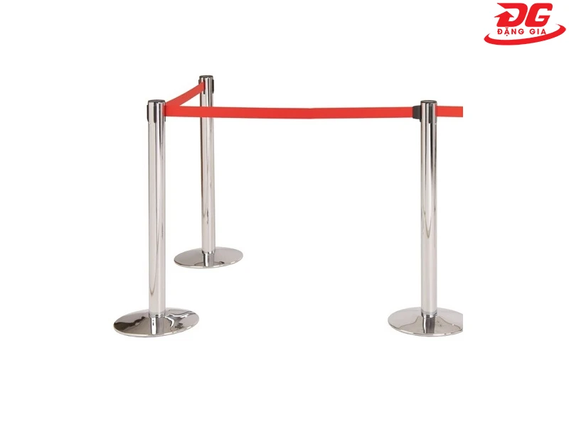 Giá cho thuê cột barie không quá đắt