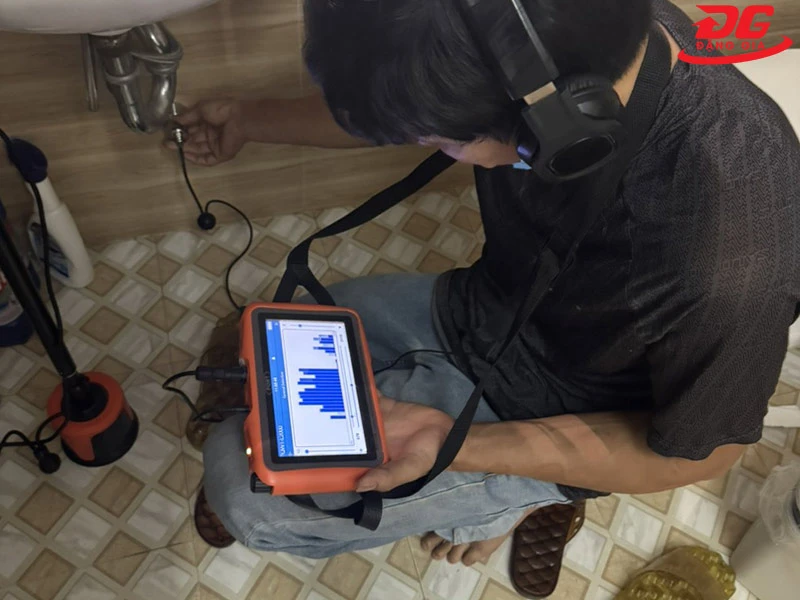 máy dò đường ống nước âm tường