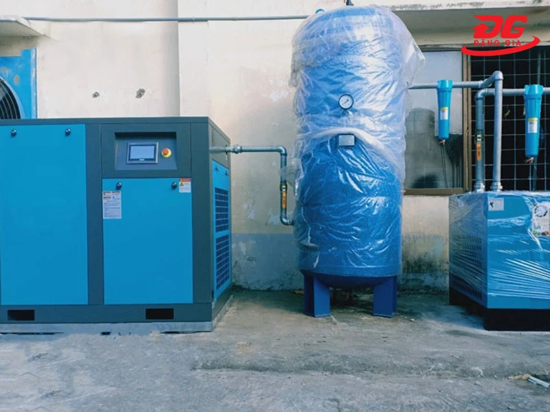 Bình khí nén cũ là bộ phận trong hệ thống khí nén