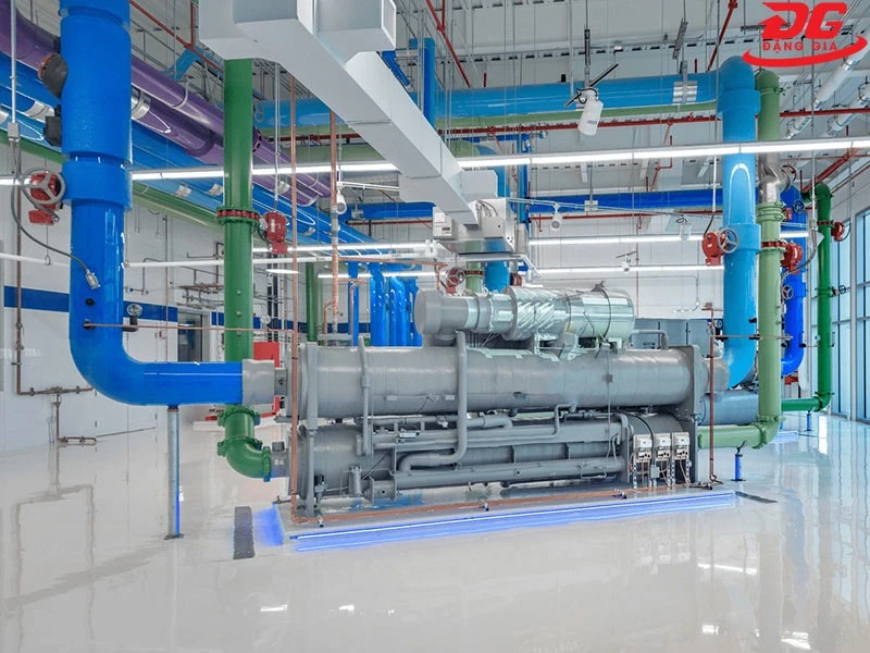 Hệ thống làm lạnh công nghiệp chiller sử dụng tại các trung tâm thương mại