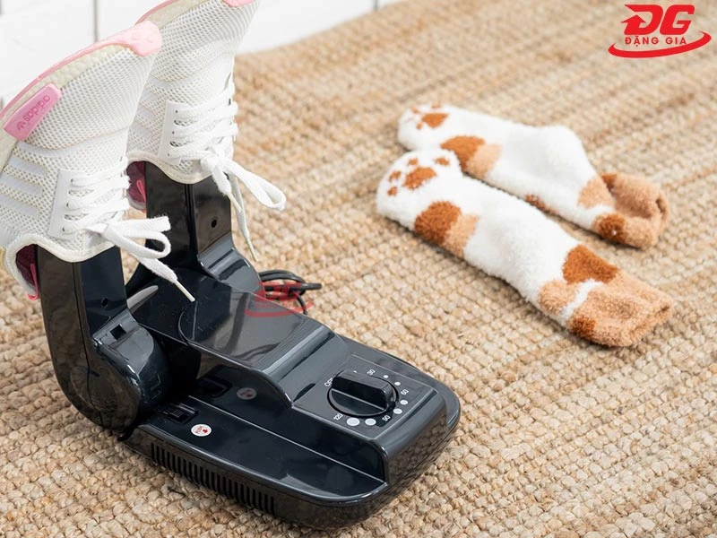 Máy sấy giày dép Kax
