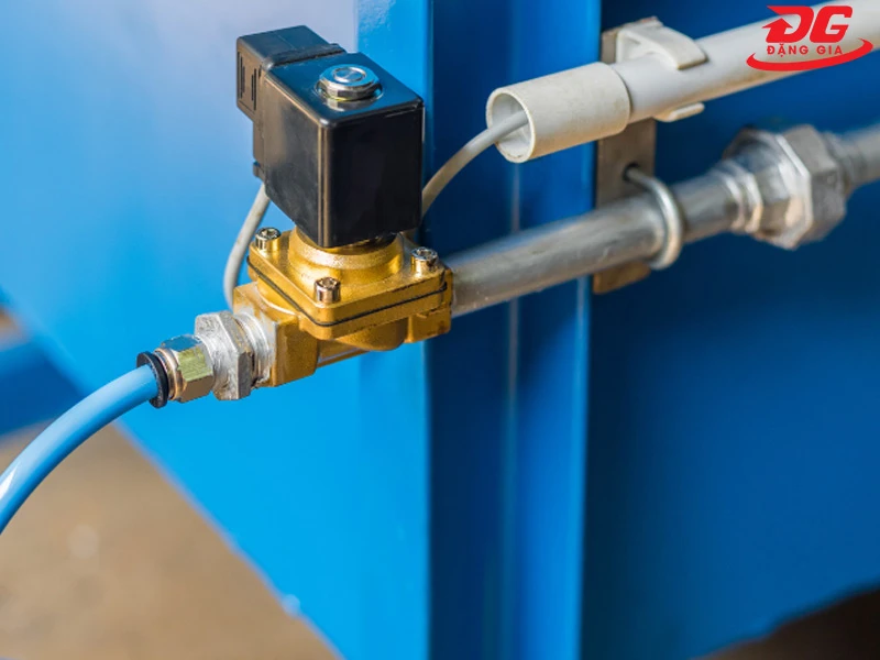 Van điện từ máy khí nén trục vít có dầu