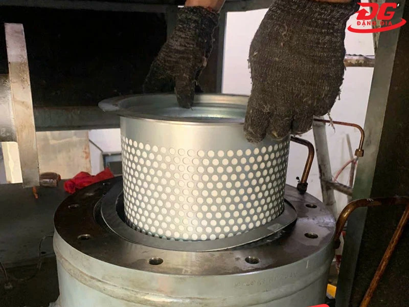 Lọc tách dầu trong là loại phổ biến và dùng nhiều nhất