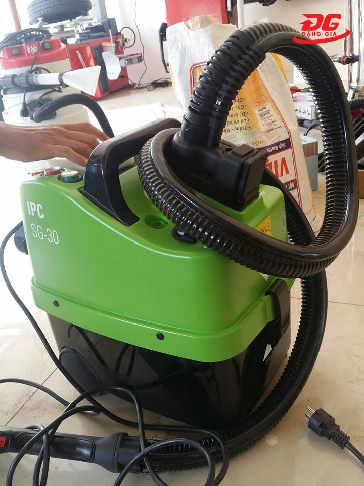 Hình ảnh thực tế của máy dọn nhà hơi nước nóng IPC SG 30P