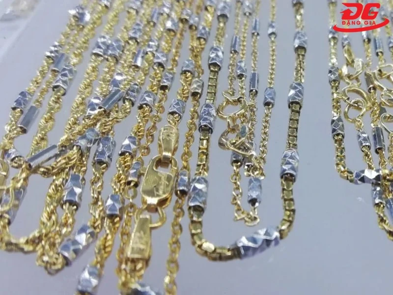 lưu ý khi mua, bán vàng tây