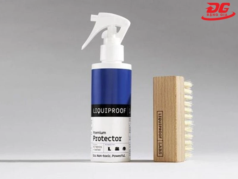 Chai xịt làm sạch giày sneaker Liquiproof Labs