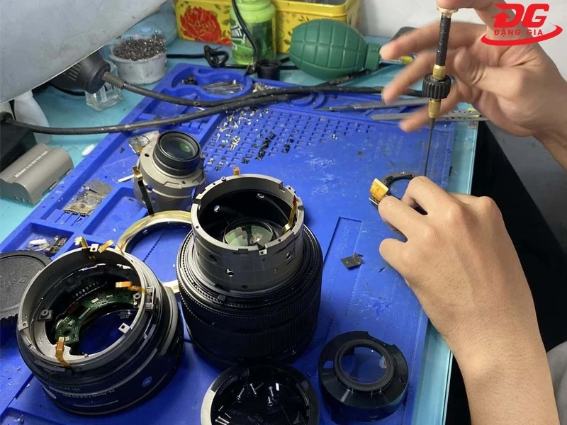 Trường Sơn Digital cung cấp đa dạng các dịch vụ sửa chữa, vệ sinh máy ảnh