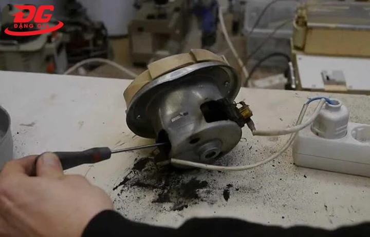 cách sửa máy hút bụi kêu to