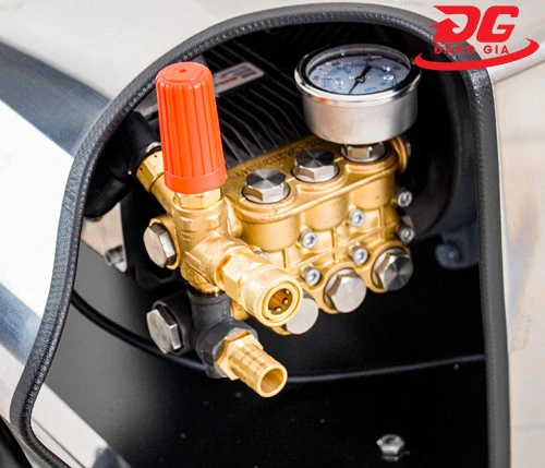 Máy rửa xe cao áp giá rẻ Kumisai 20M32-5.5T4 3