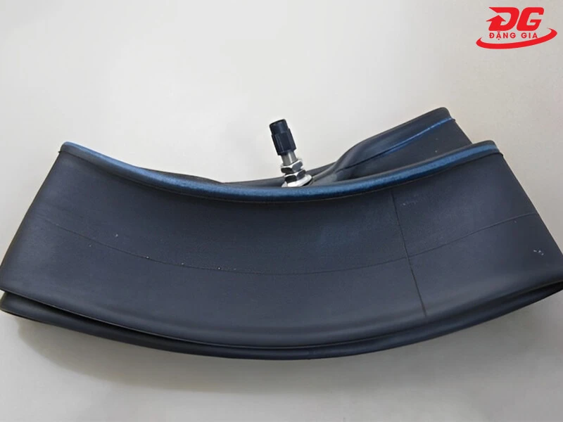 Dùng ruột xe máy quấn vàng