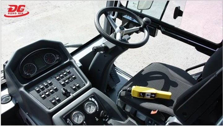 cabin xe quét đường dulevo