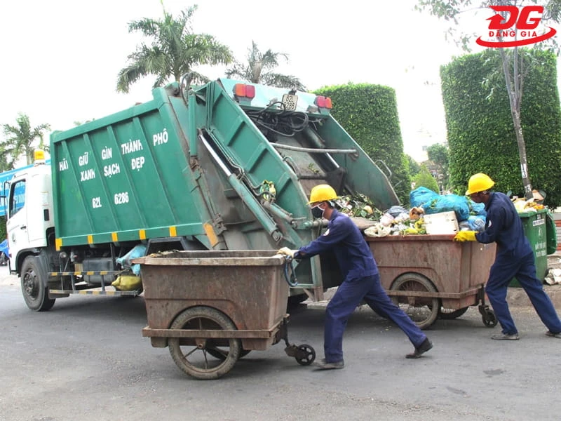 xe đẩy rác 3 bánh