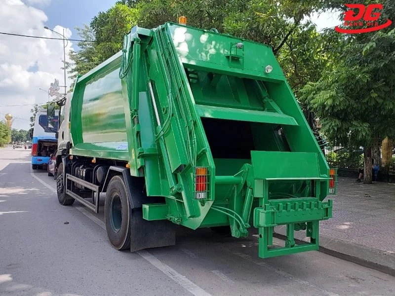 xe thu gom rác