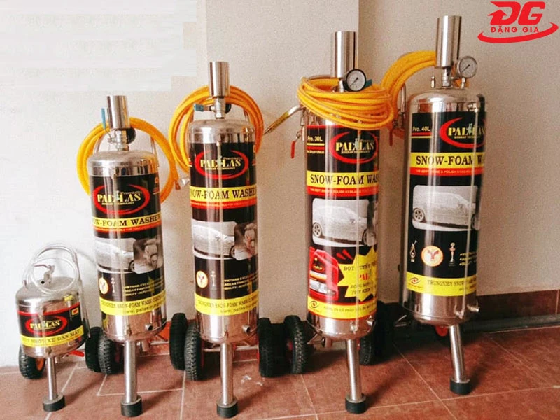 Máy tạo bọt tuyết rửa xe máy, ô tô chuyên nghiệp