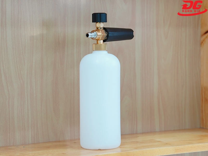 Máy bọt tuyết mini cầm tay 1L gắn máy rửa xe