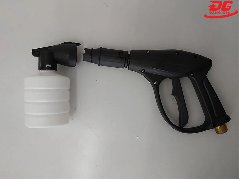 Bình tạo bọt tuyết mini cầm tay gắn máy rửa xe