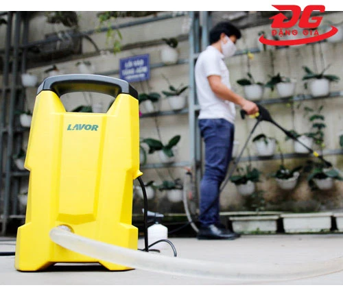 Máy rửa xe Lavor SMART 120 4