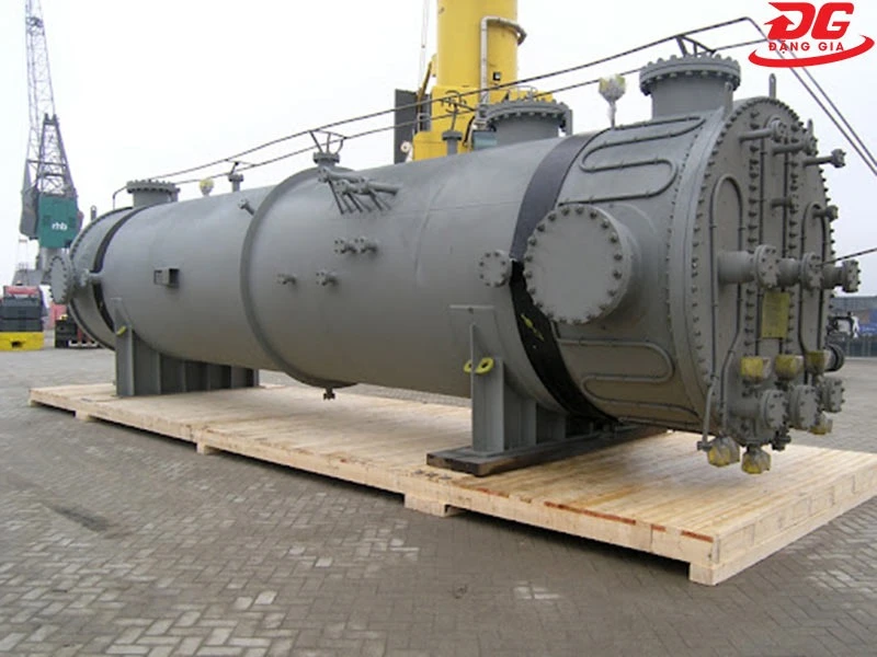 Thiết bị ngưng tụ