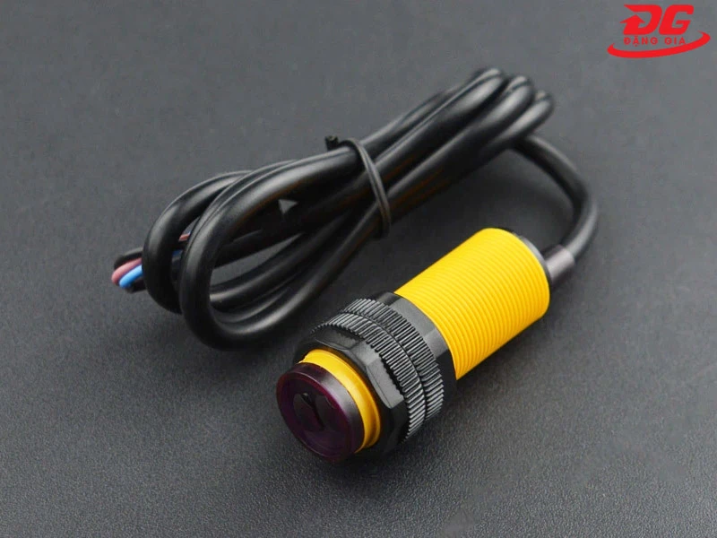 Cảm biến tiệm cận: Đặc điểm, Phân loại và Ứng dụng thực tế