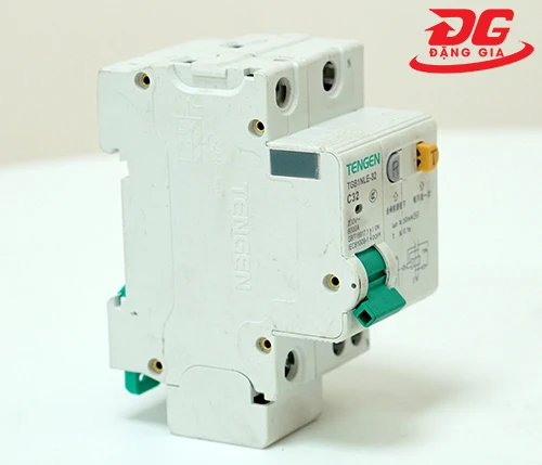 At tô mát máy rửa xe 4