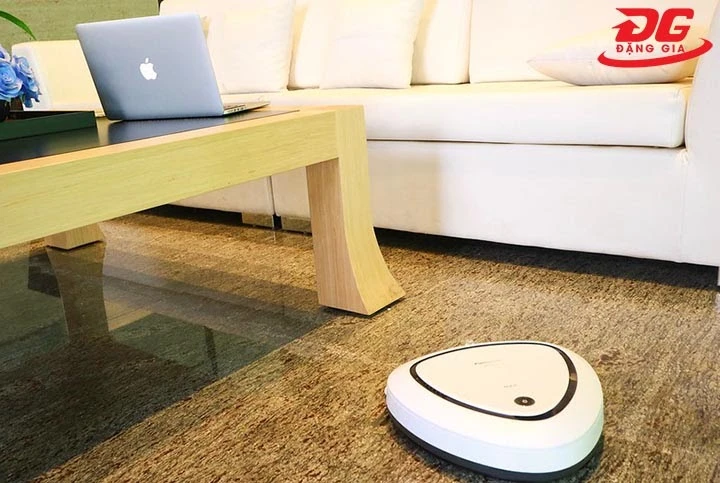 robot lau nhà Panasonic