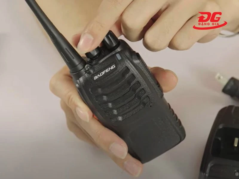 Chọn kênh tần số để sử dụng