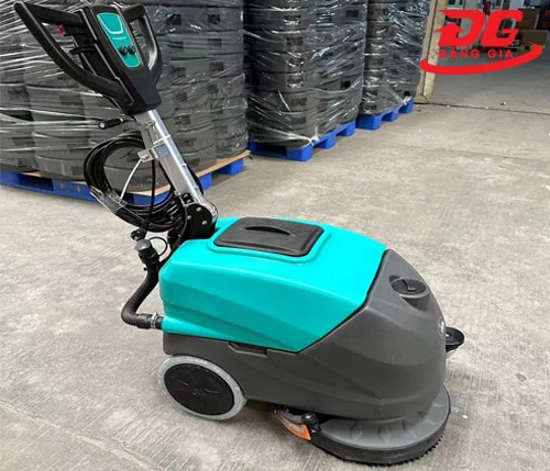 Ảnh thực tế máy chà sàn liên hợp Kumisai XD4A