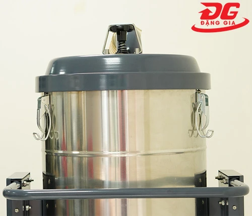 Máy hút bụi công nghiệp CleanTech CT 10A 4