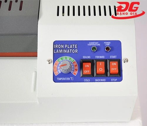 Máy ép plastic YT 320 6