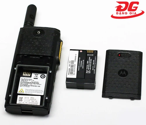 Máy bộ đàm Motorola MOTOTRBO XIR SL1M 4