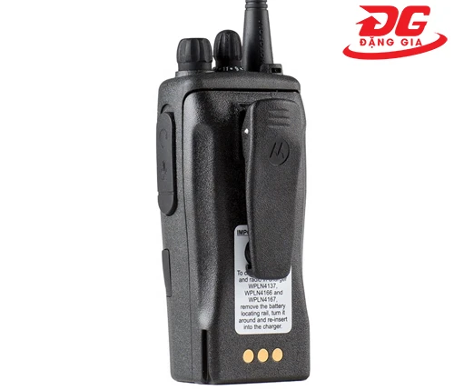 Máy bộ đàm Motorola XiR P3688 4