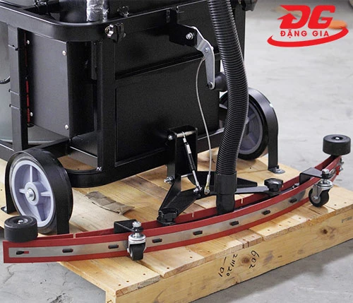 Máy hút bụi công nghiệp Kumisai KMS 602T (dùng ắc quy) 4